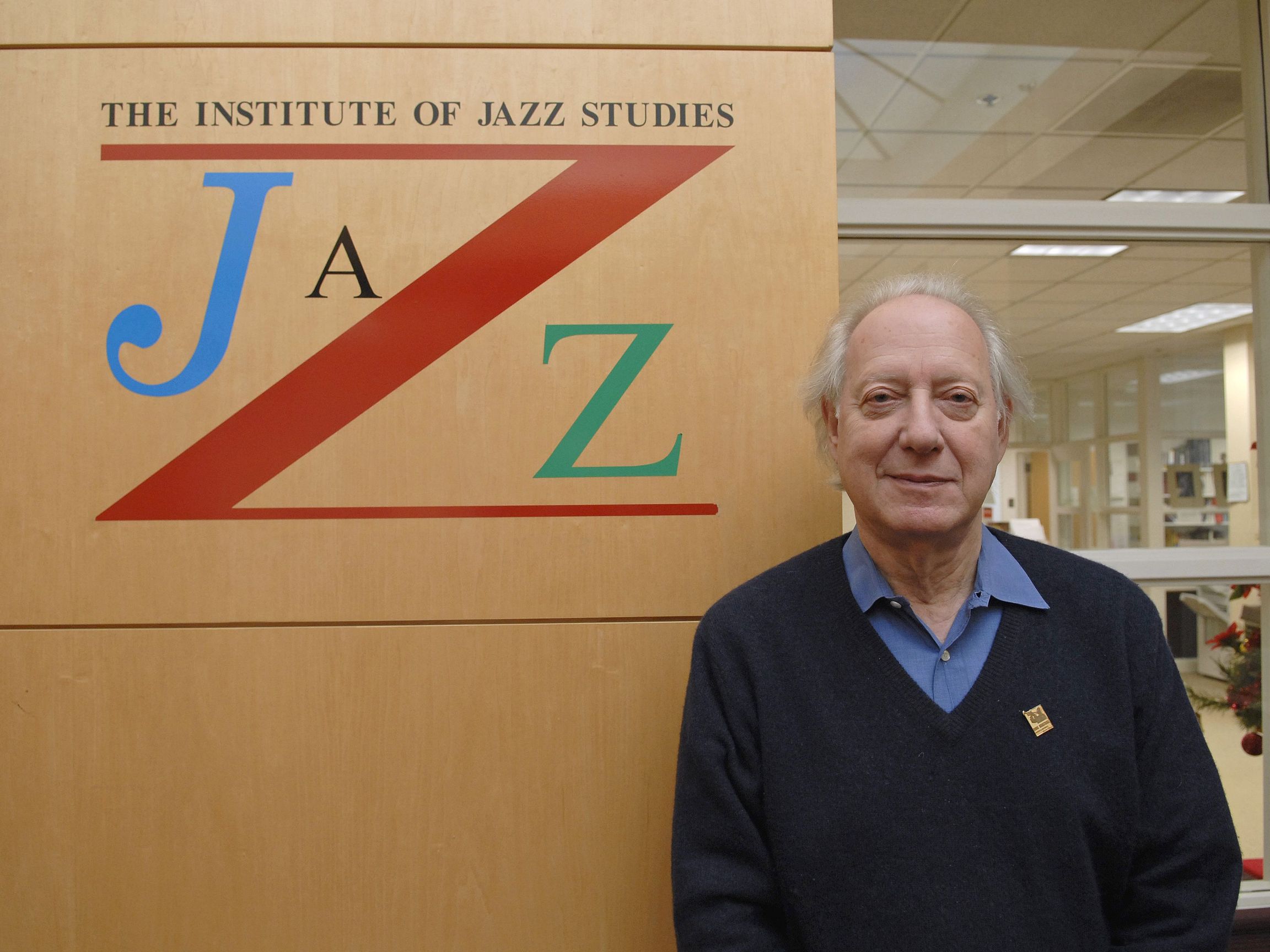 Dan Morgenstern outside Rutgers Institute of Jazz Studies